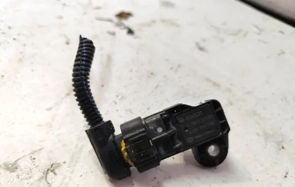 Alfa Romeo Giulietta Air pressure sensor 0281006028 1309242E21