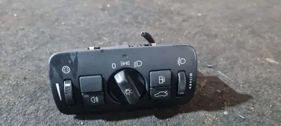 Volvo V60 Light switch 30739433