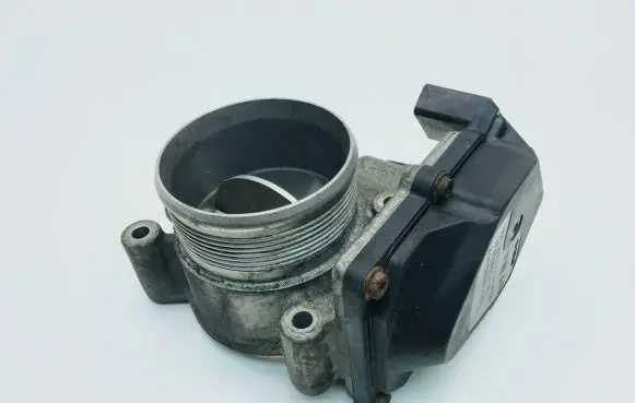 Volkswagen Amarok Throttle valve 03L128063H