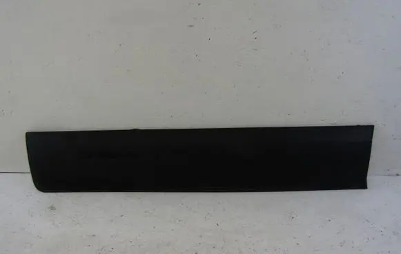 Dacia Duster II Front door trim (molding) 8201700230A