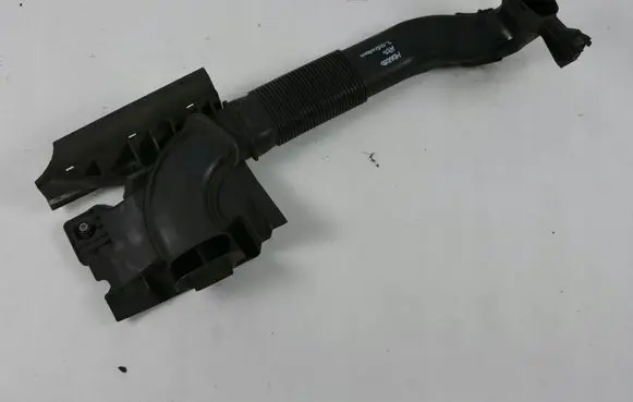 Ford Mondeo MK IV Air intake duct part AG919E635AB