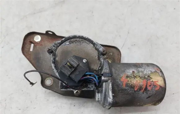 Suzuki Swift III Wiper motor