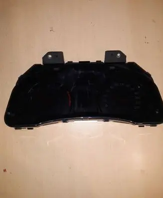 Toyota Avensis T270 Speedometer (instrument cluster) 8380005L71