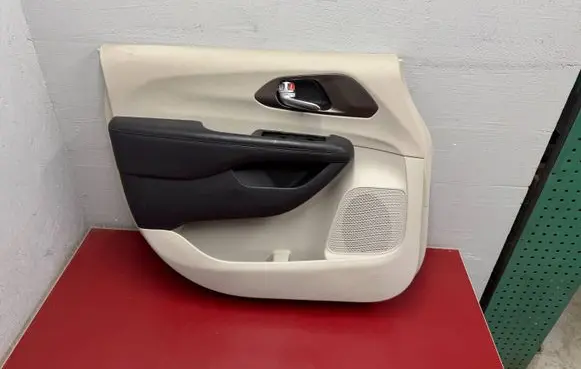 Chrysler Pacifica Front door card panel trim 5RP552D2AI