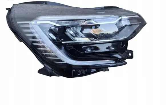 Renault Captur II Headlight/headlamp 260104525r