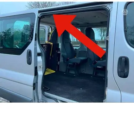 Opel Vivaro Sliding door rubber seal 