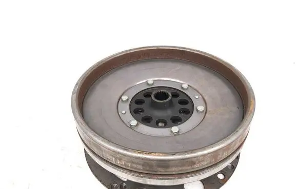 Audi A4 Allroad B8 Dual mass flywheel 0AW105317AM