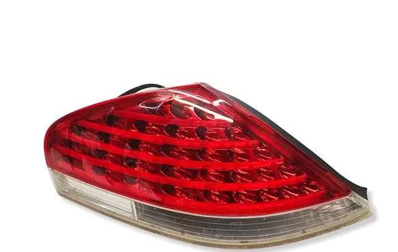 BMW 6 E63 E64 Rear/tail lights LMPLTBME634