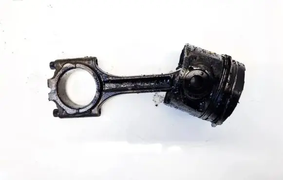 Volvo V70 Piston with connecting rod