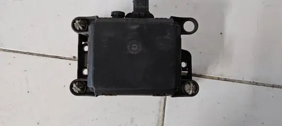 Peugeot 3008 I Distronic sensor radar 9673046780 6PZ00993701 091209