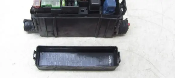 Nissan Juke I F15 Fuse box set