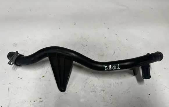 Audi A3 S3 8V Engine coolant pipe/hose 5Q0121070BR