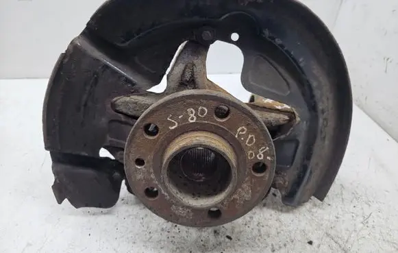 Volvo S80 Front wheel hub 6G913K170A