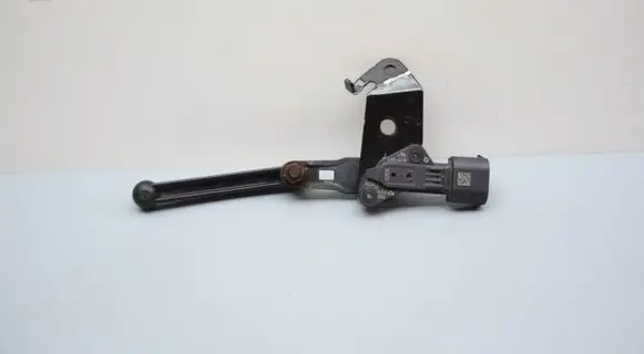 Headlight/headlamp level sensor