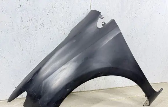 Toyota Auris E180 Fender 