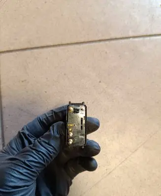 Mercedes-Benz C W202 Electric window control switch 2028205210