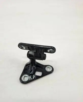 Mercedes-Benz E W211 Front door lower hinge