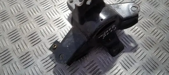 KIA Ceed Engine mount bracket 07110207