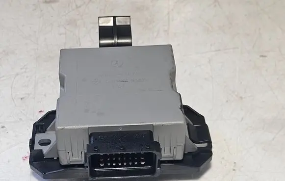 Mercedes-Benz A W168 Rain sensor A1688201326
