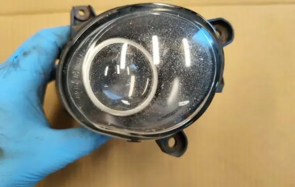 Volkswagen PASSAT B5.5 Front fog light 3B7941700A