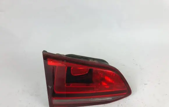 Volkswagen Golf VII Tailgate rear/tail lights 5GM945093E 03631500 0LSAT2SAT