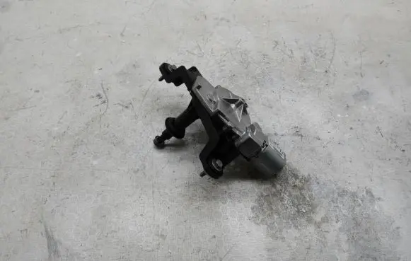 Opel Mokka B Rear window wiper motor 9819900080 0390205114