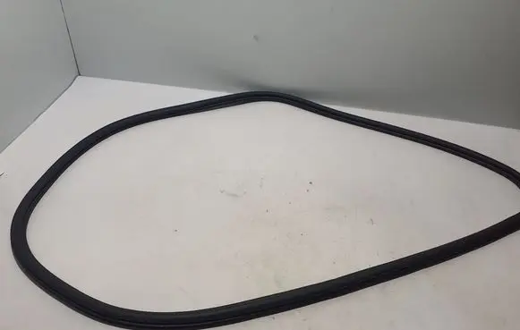 Volvo C40 Rear door rubber seal (on body) 32274525