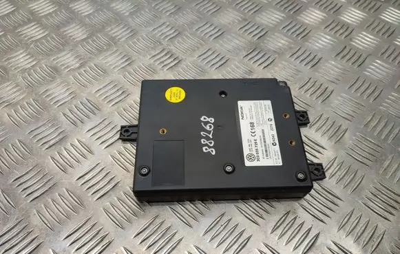 Volkswagen PASSAT B6 Bluetooth control unit module 3C0035729E