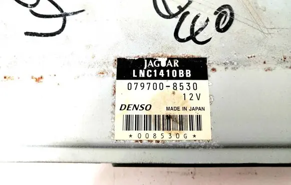 Jaguar XJ X308 Engine control unit/module 0797008530 LNC1410BB