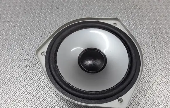 Honda FR-V Rear door speaker EAS16P663A