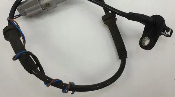 Dacia Sandero ABS brake wheel speed sensor