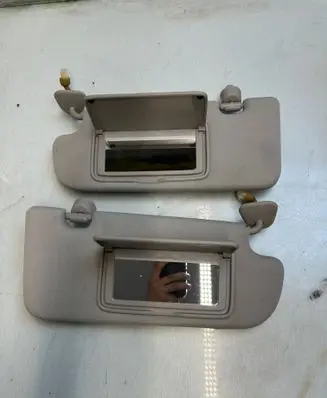 Infiniti Q50 Sun visor 44555