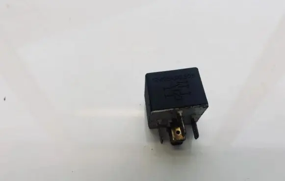 Renault Trafic I Other relay 12V25A03508