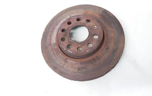 Volkswagen Touran I Front brake disc