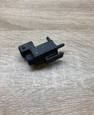 BMW 5 E60 E61 Turbo solenoid valve 1742712 72234100