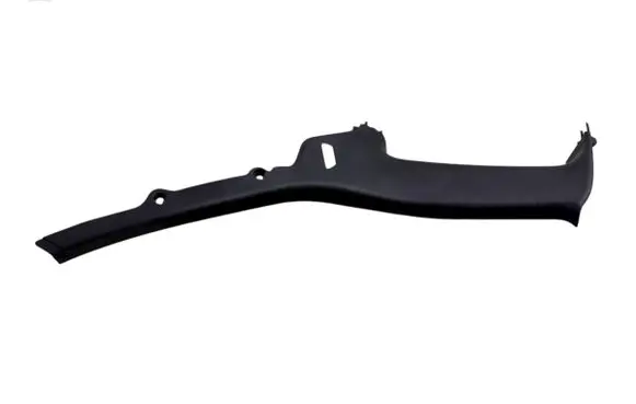 Volvo V70 (D)pillar trim (top) 1882