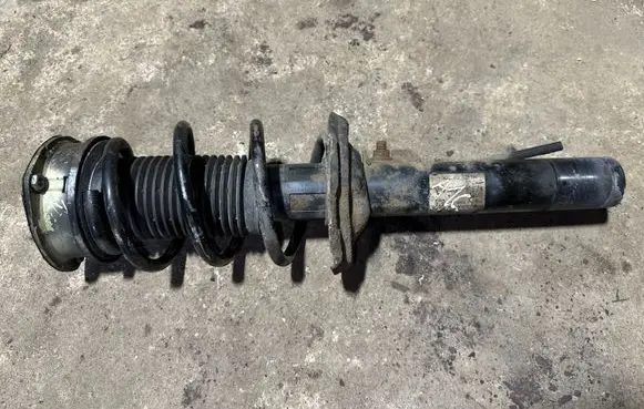 Volkswagen PASSAT B8 Front shock absorber/damper 3Q0413031BN