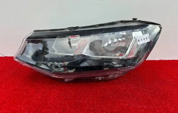 Volkswagen Caddy Headlight/headlamp 2K8941005C