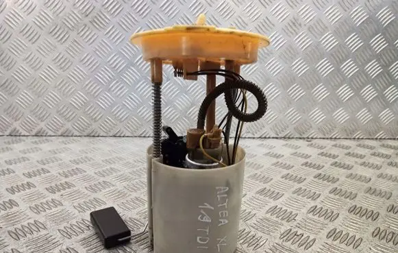 Seat Altea XL Mechanical fuel pump 1K0919050