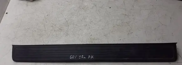 Honda CR-V Front sill trim cover 84252SWAA