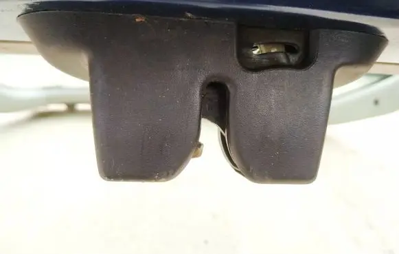 Renault Laguna II Tailgate/trunk/boot lock/catch/latch