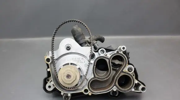 Seat Leon (5F) Water pump 04E121042 04E121042M