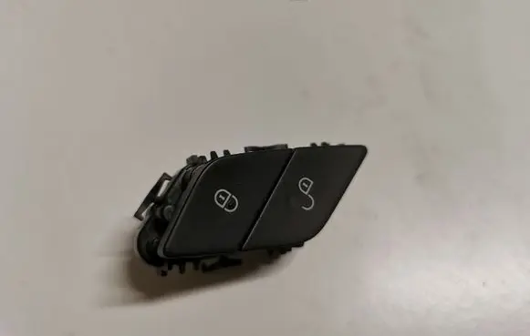 Mercedes-Benz C W205 Central locking switch button A2059055151