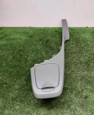 Toyota Prius (XW30) Cup holder front 5562047030 5562547050