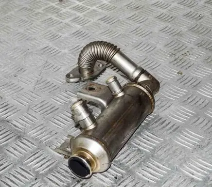 Ford Focus EGR valve cooler 4M5Q9F464BC