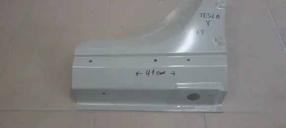 Tesla Model Y Other sill/pillar trim element 2041005SCA 20250722