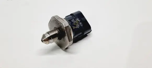 Fuel pressure sensor