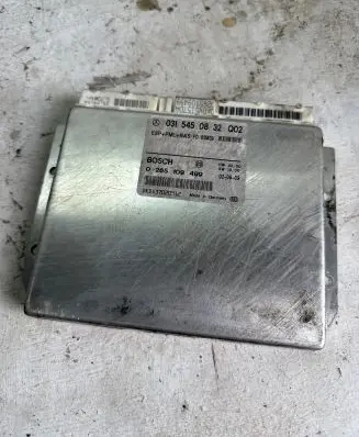 Mercedes-Benz E W211 ESP (stability system) control unit 0315450832 66060199Z0 DKDV37020912