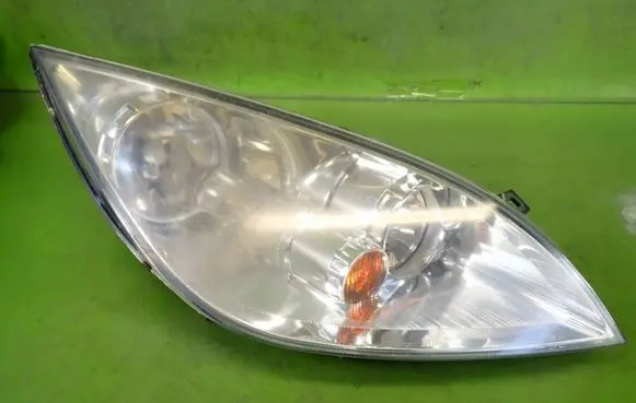 Mitsubishi Colt Headlight/headlamp 0301208202