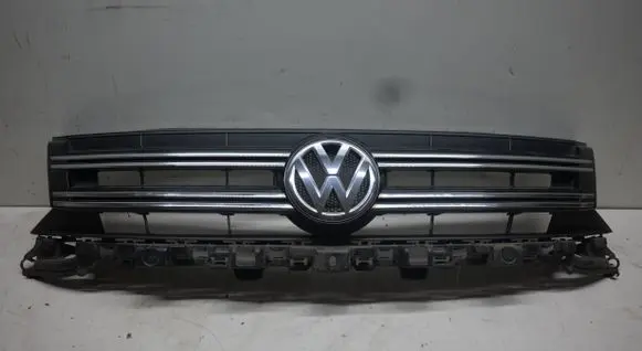 Volkswagen Tiguan Front bumper upper radiator grill 5N0853653E